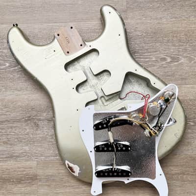 MJT VTS Fully Loaded Alder Stratocaster Body with Fender Eric Johnson Pickups - Inca Silver image 6