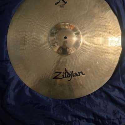 Zildjian 20" A Stadium Medium Heavy Marching Cymbals (Pair) 2010s - Traditional image 7