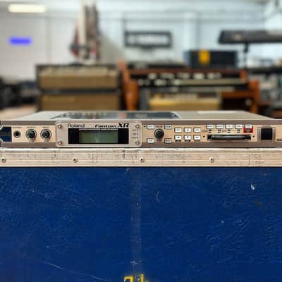 Roland Fantom XR