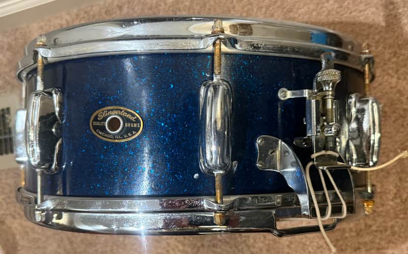 Slingerland No. 143 Radio King 5.5x14" 8-Lug Solid Maple Snare Drum with 3-Point Strainer 1960 - 1976 - Blue Sparkle