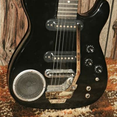 Synsonics Terminator guitar 7020 TABK with onboard amp image 1
