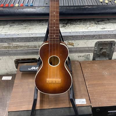 Harmony Soprano Ukulele Circa 1940's - Sunburst image 2