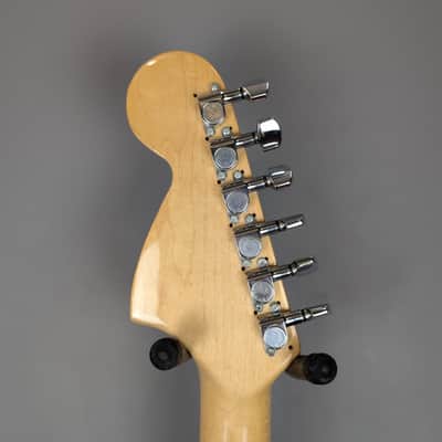 Fender Stratocaster with 3-Bolt Neck, Maple Fretboard 1977 - Walnut (Mocha) image 9