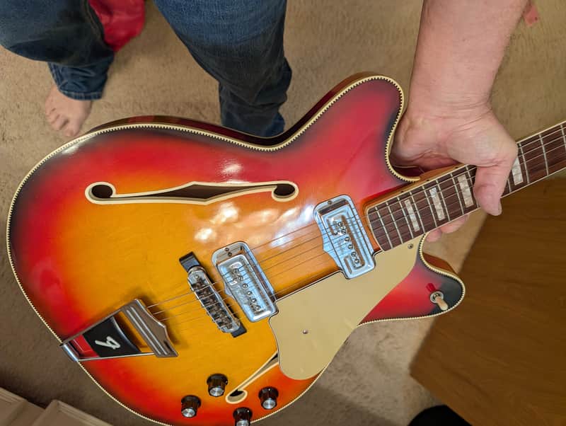 Fender Coronado 2 1972 - Sunburst image 1