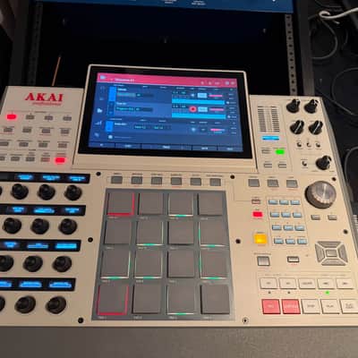 Akai MPC X Special Edition Standalone Sampler / Sequencer 2023 - Present - Grey Bild 6