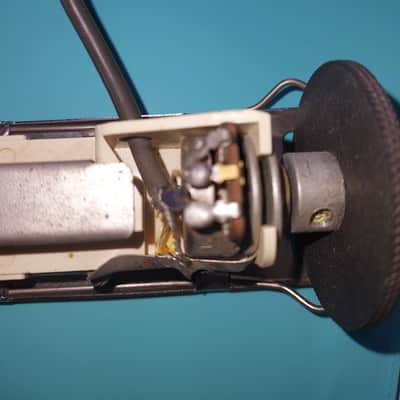 DeArmond Rch B Flat top round hole microphone pickup 1958-1960 - Chrome image 6