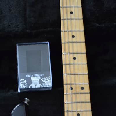 Custom Build Strat-Style - Gloss Black - Seymour Duncan Black Winter Pickup image 5