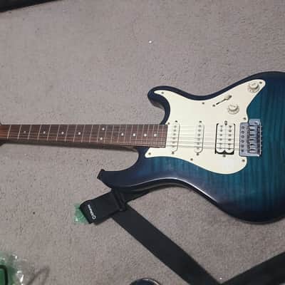 1989 Fernandes Japan SSH-40 HSS Superstrat Stratocaster (Black
