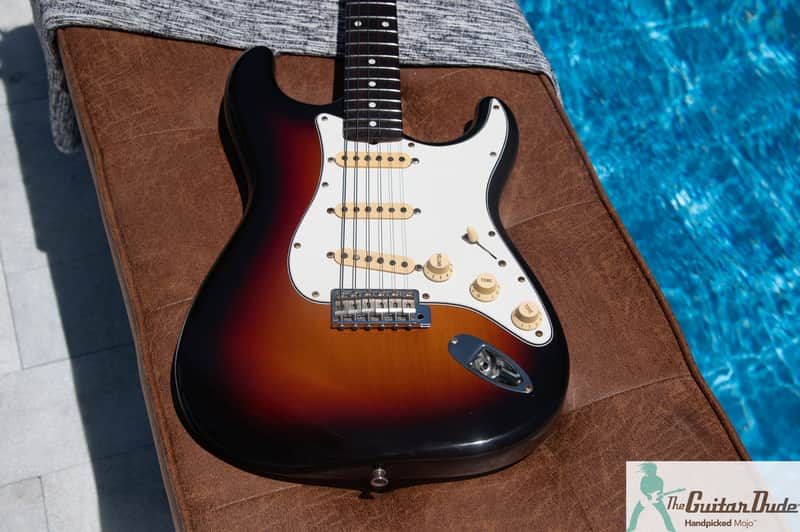 USAプロダクト robin guitars 　jv フェンダー　squier 1984 Squier By Fender Stratocaster JV Serial# (Japan Vintage