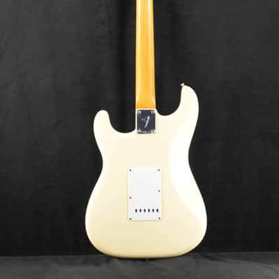 Fender Vintera III Late '60s Stratocaster Olympic White Maple Fingerboard image 8