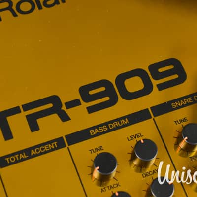 Roland TR-909 Rhythm Composer Rare Gold Edition in Near Mint Condition image 6