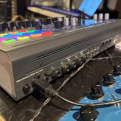 MINT Waldorf Iridium 16-voice Desktop Synthesizer with power supply. Hardly used! image 7