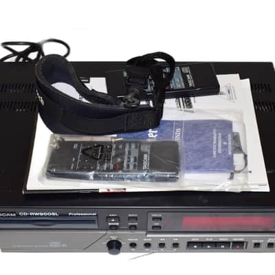 TASCAM CD-RW900SL Slot-loading CD Recorder image 1