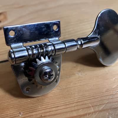 Sunn Mustang Precision Bass Guitar Tuning Head India 1980s image 1