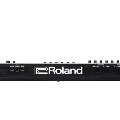 Roland FANTOM-06 61-Key Synthesizer Workstation image 2