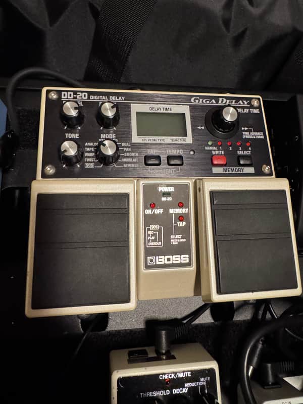 Boss DD-20 Giga Delay