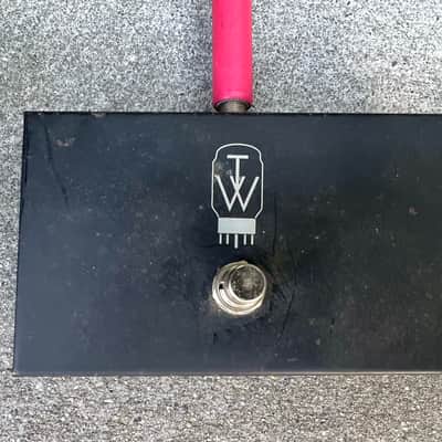 1998 TubeWorks 7050 Solid State Combo Guitar Amp *RARE* Designed by BK Butler)(LOUD, Built-in Distortion & Reverb, 2 Channels: Clean/Dirty image 7