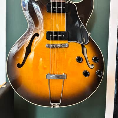 Gibson ES-135 P-100 1993 - Vintage Sunburst image 2