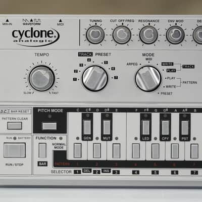 Cyclone Analogic Bass Bot TT-303 Mk1 Analog Synthesizer #57532 image 3