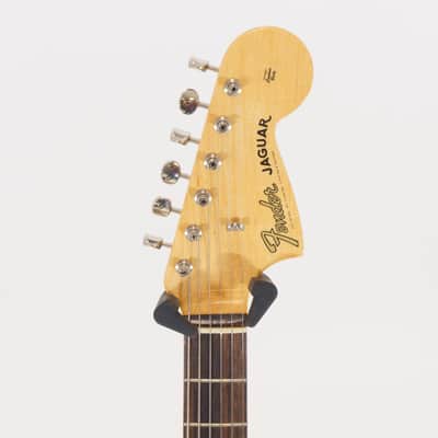 Fender 2007 American Vintage 62 Jaguar - 3-Color Sunburst with Rosewood Fingerboard with Case image 8