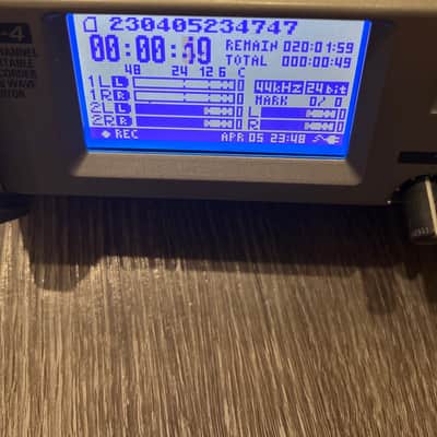 Edirol R-4 (4 channel portable recorder and wave editor) 44.1, 44.8 and 96khz image 23
