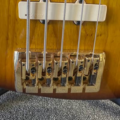Carvin SB5000 - Sunburst 5 String Bass image 3
