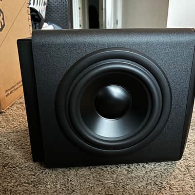 Immagine IK Multimedia iLoud Sub Powered Subwoofer - 4