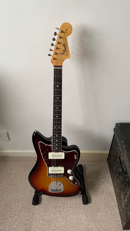 Fender American Original '60s Jazzmaster 3-Color Sunburst, 2019.