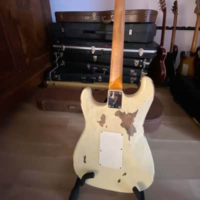 Fender stratocaster custom shop heavy relic Mick mars Motley crue inspired 2022 - Heavy Relic Mick Mars Motley Crue Inspired image 6