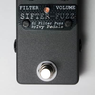 Ivy Pedals Sifter Fuzz - 2026 Moon Grey Model - Filter-Fuzz image 4