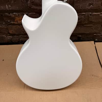Enya Nova Go Mini Carbon Fiber Acoustic Guitar – White – B-Stock w/ Case image 7
