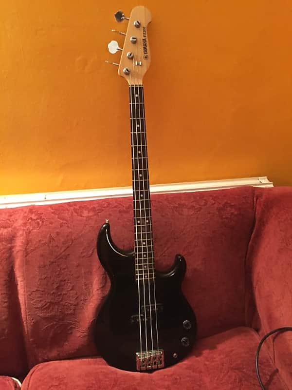 Yamaha BB300 199? Black image 1