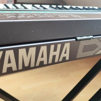 YAMAHA-DX7 FM synthesizer original from 1983 image 10