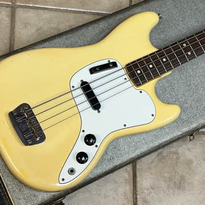1975 Fender Musicmaster Bass Guitar Olympic White image 1