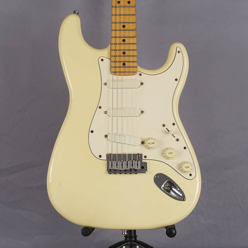 1992 Fender Stratocaster Plus Olympic White with Original Hardshell Case