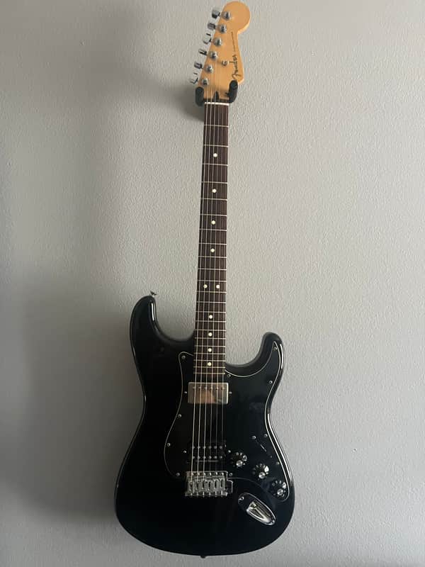 Fender Blacktop Stratocaster HH with Rosewood Fretboard