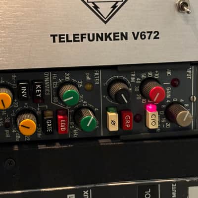 Neve V racked channel strip Mic Preamp & EQ with custom PSU - mic and line I/O image 9