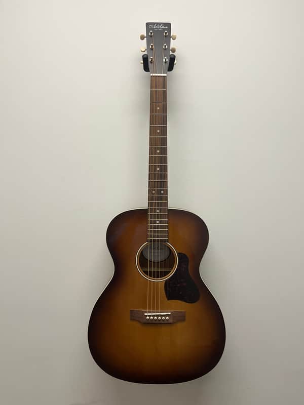 Art & Lutherie Legacy Light Burst GT EQ - Light Burst image 1