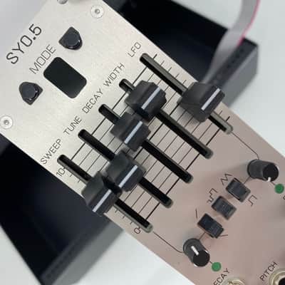 Michigan Synth Works SY0.5 Drum Synthesis Voice image 5
