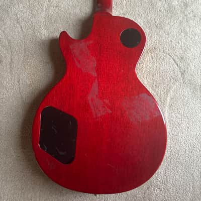 Gibson Les Paul Classic 2019 - Present - Heritage Cherry Sunburst image 4