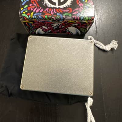Catalinbread Dirty Little Secret Deluxe 2023 - Present - Silver / Black image 2