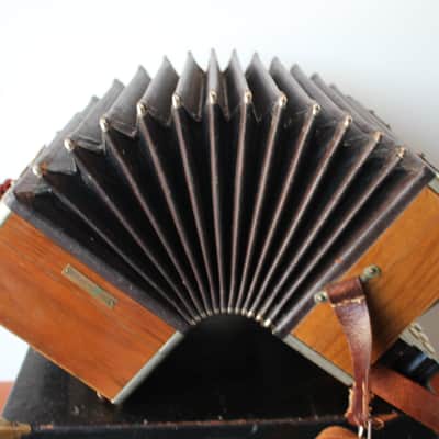 Rare 1920's Antonín Hlaváček Praha Heligonka Button Accordion image 14