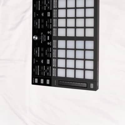 Pioneer DDJ-XP1 Add-On Controller for Rekordbox DJ/DVS 2010s - Black image 5