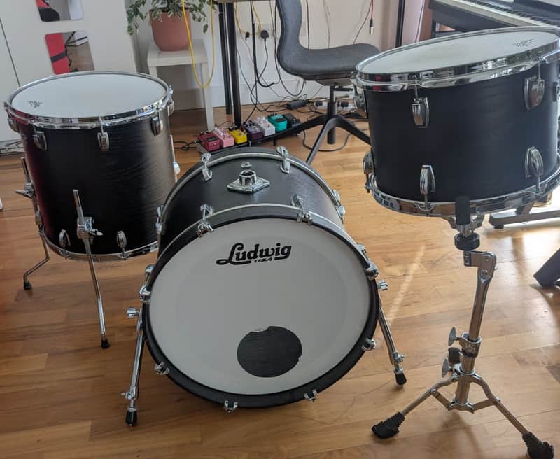 Ludwig Keystone Drum Kit 2017 in Black 20/16/13 "Super Beat" + Atlas Cases image 1