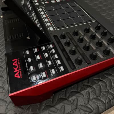 Akai MPC X Standalone Sampler / Sequencer 2017 - Present - Black image 11