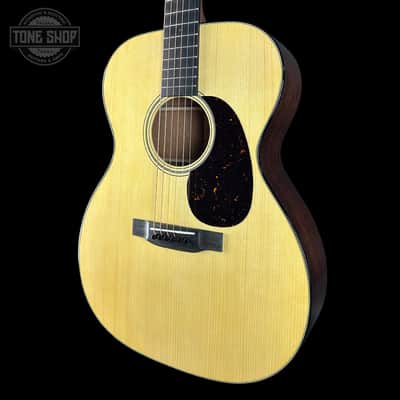 Martin Custom Shop 000-18 Adirondack/Mahogany w/case 3029770 image 3