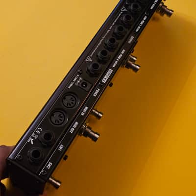 Decibel Eleven Dr. Switch Doctor MIDI Controller/Loop Switcher image 2
