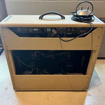 Fender Vibro-King 60-Watt 3x10" Guitar Combo 1994 - 2002 - Blonde imagen 2