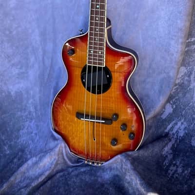Rick Turner Model 1 Bass CP DLX Short Scale Custom 2021 Burst image 1