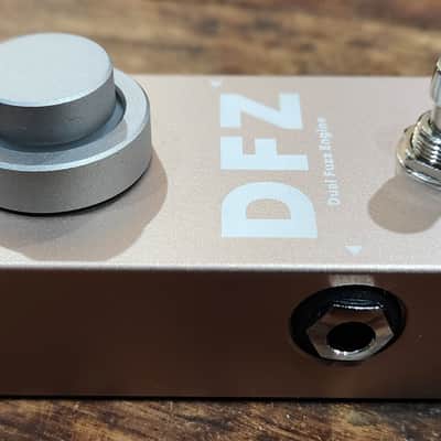 Darkglass Electronics DFZ2 Dual Fuzz 2020s USA image 5